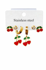 Çelik Kiraz Küpe Seti 6 lı – Gold Renk, Mineli Taşlı Kiraz Figürlü, Günlük & Şık Kullanım