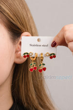 Çelik Kiraz Küpe Seti 6 lı – Gold Renk, Mineli Taşlı Kiraz Figürlü, Günlük & Şık Kullanım