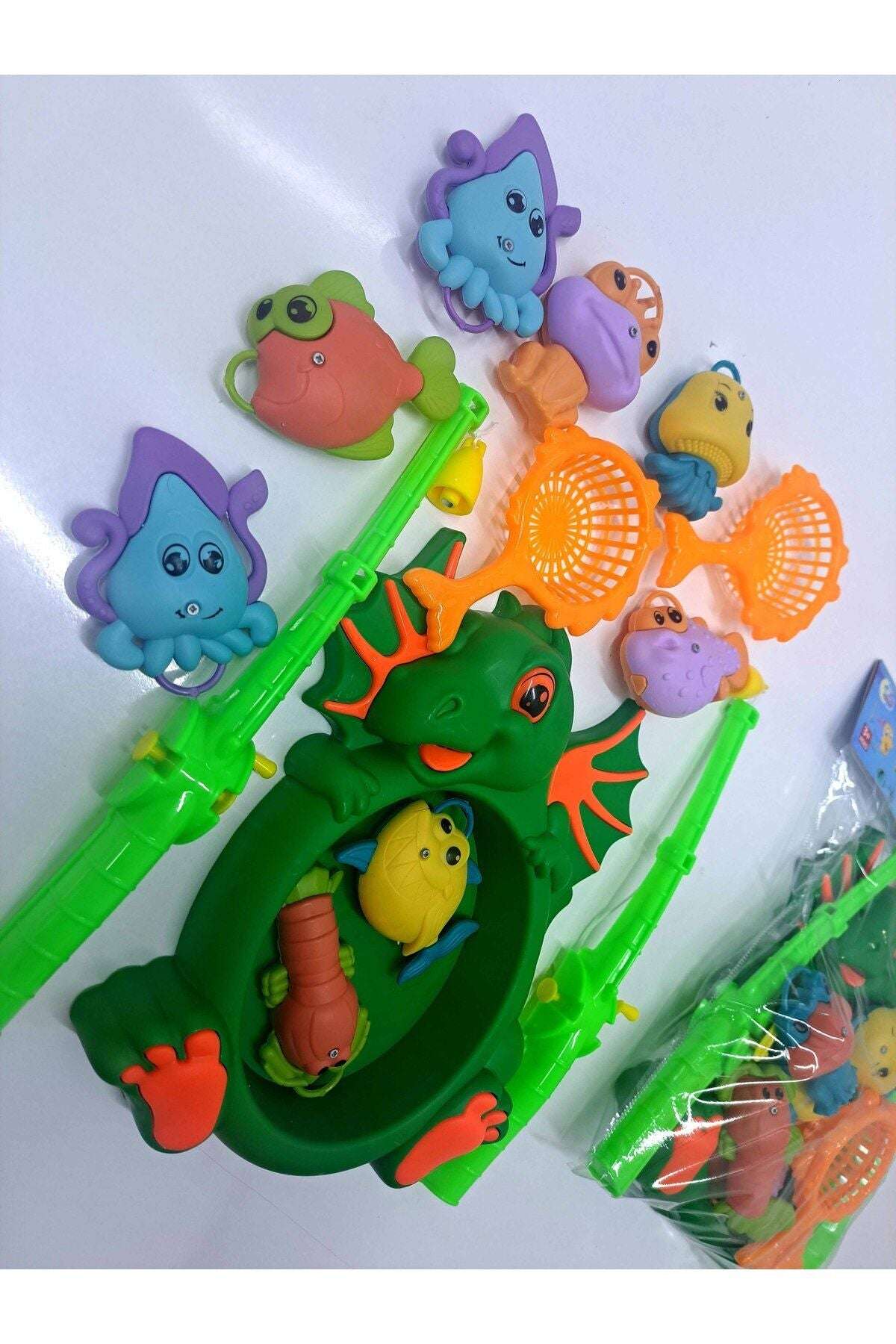 Olta Oyunu Balık tutma seti Oyuncak Dinazor havuz 8 mıknatıs Balık 2 sepet 2 Çevirmeli 30x21cm 13PCS - indirimsepeti