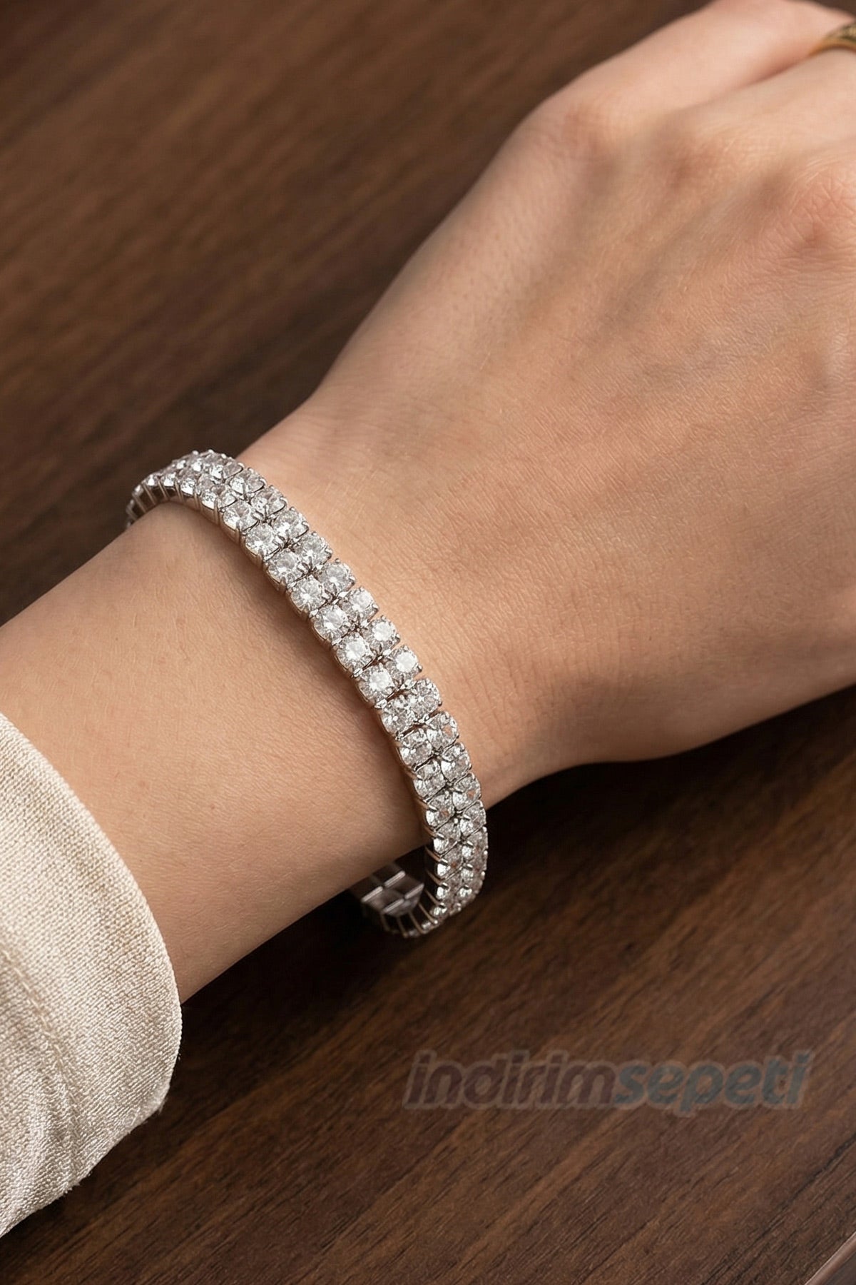 Görsel alternatif metni