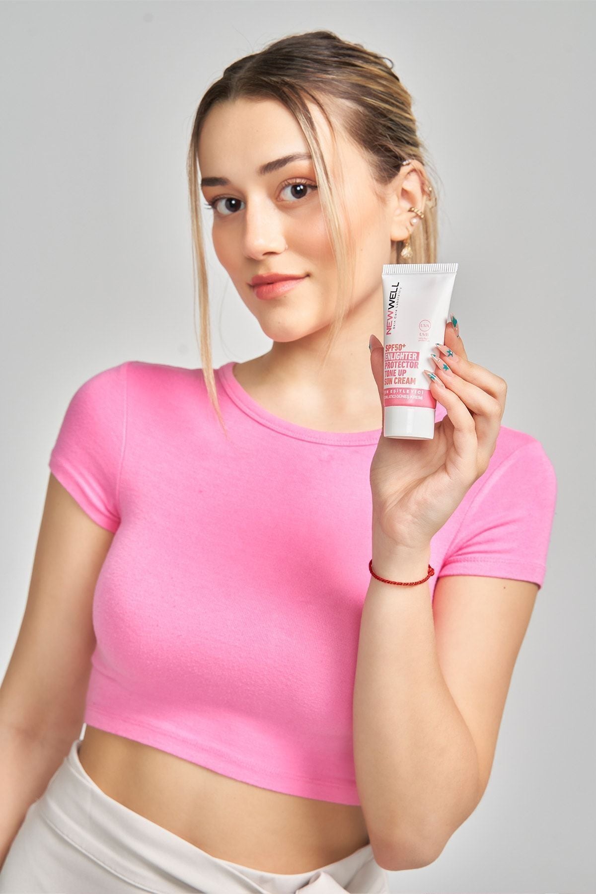 Ton Eşitleyici yüksek Koruma Etkili Spf50+ Aydınlatıcı Pembe Yüz Güneş Kremi 50 Ml - indirimsepeti
