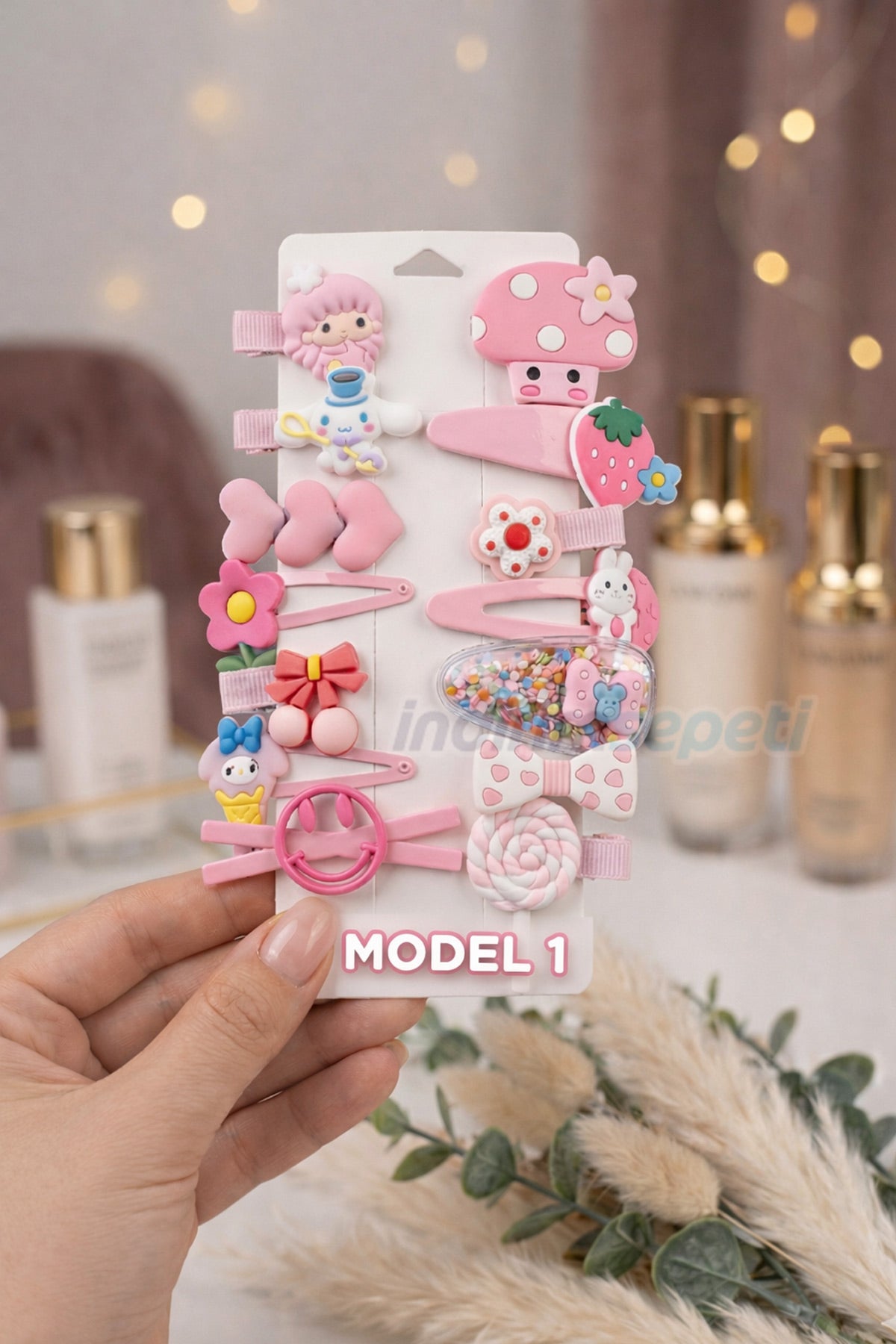 Kız Çocuk 14’lü Hediye Toka Seti - Şeker, Meyve ve Sevimli Karakter Figürlü Aksesuar Seti Model 1