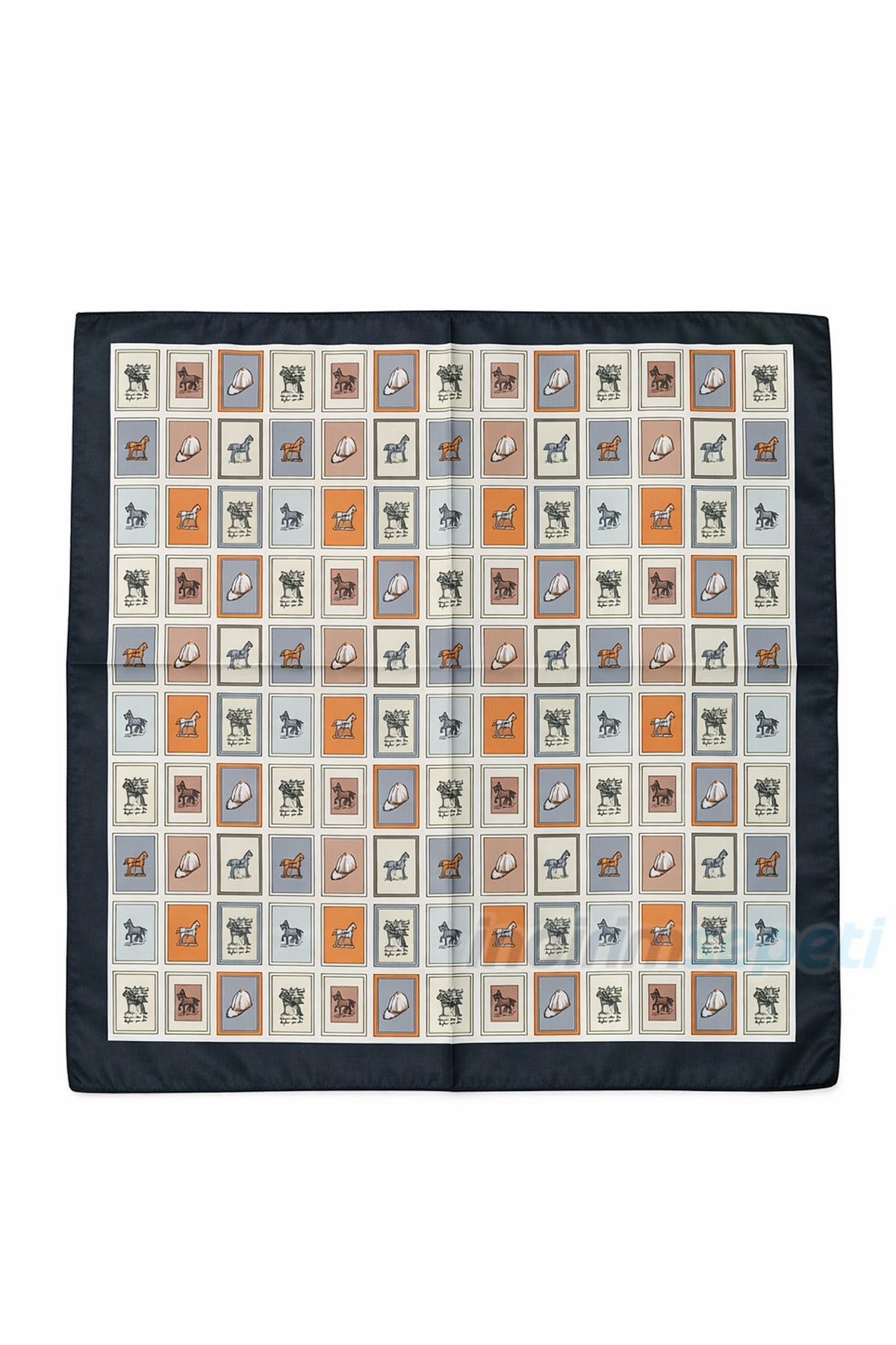 Binicilik Temalı At ve Jokey Şapkalı Saten Fular 50x50 cm – Premium Kare At ve Polo Temalı Kadın Saten Fular