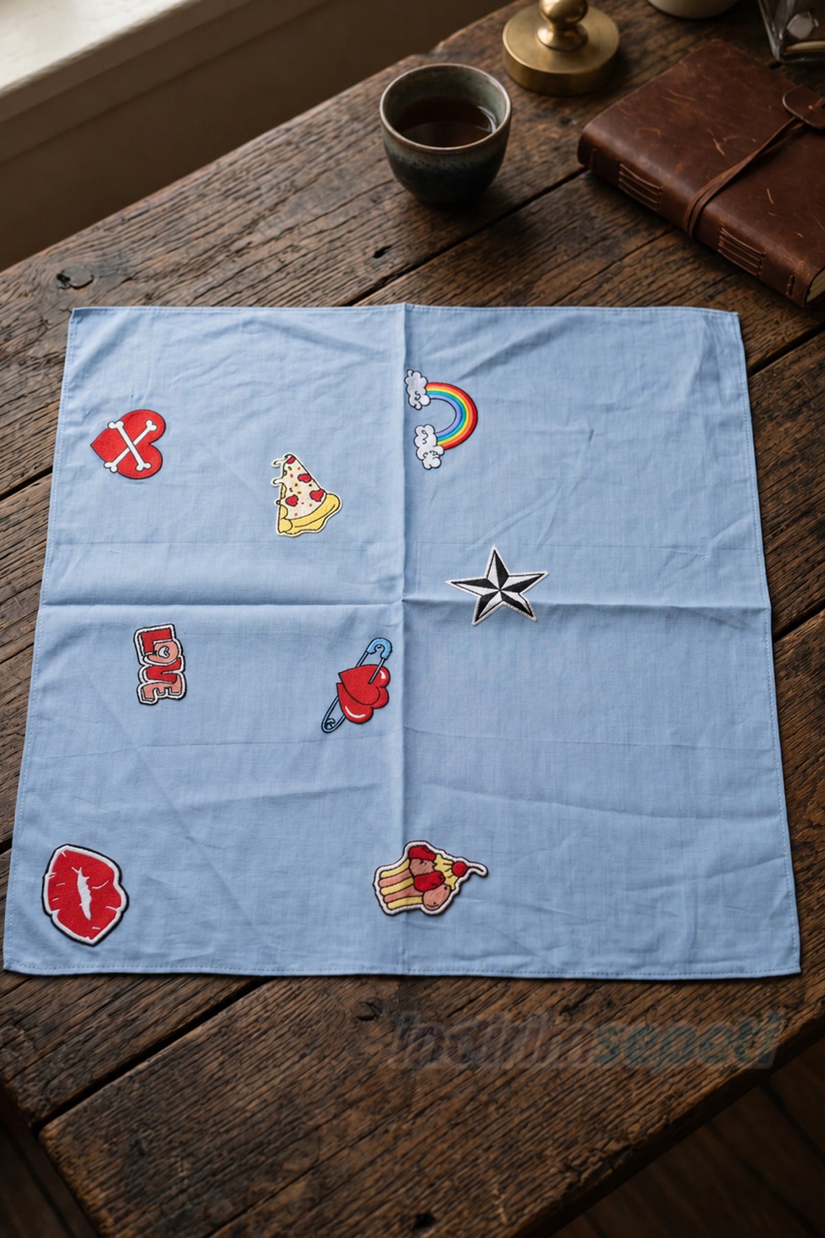 Açık Mavi Desenli Bandana 58x54 cm – Yazlık İnce Pamuklu Kumaş | Unisex Saç & Boyun Fular | Plaj, Gezi & Festival - indirimsepeti