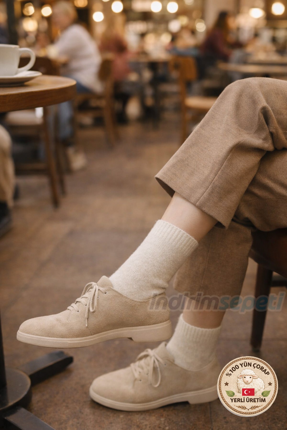 Erkek %100 Yün Kışlık Termal Çorap Krem Renk Orta Boy  38–43 Numara %100 Saf Yün  Ev Ofis Gezi ideal