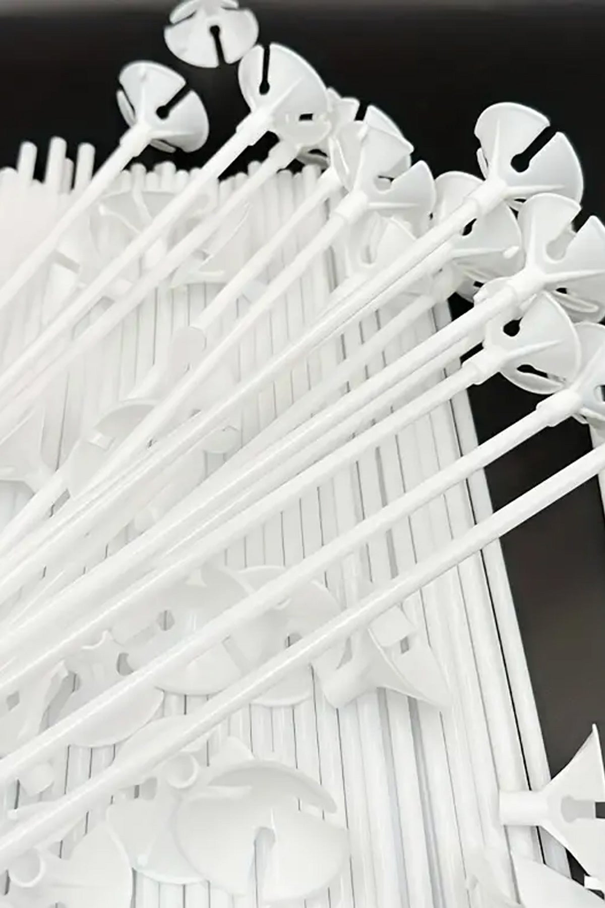 100 Adet Balon Çubuğu Balon Tutucu Sapları Plastik Doğum Günü Partisi, Düğün Etkinlik Sahne Süslemesi - indirimsepeti