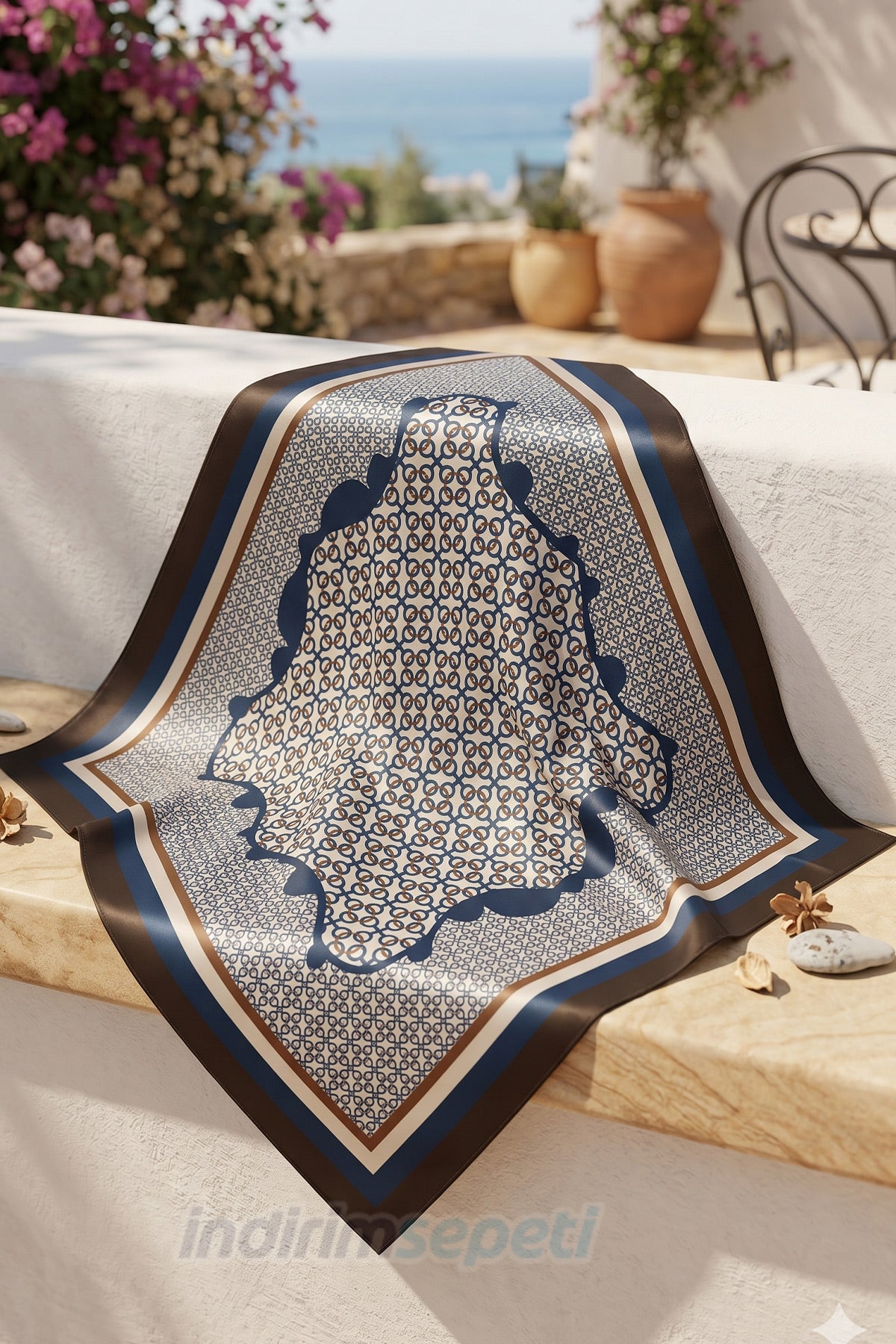 Zincir Desenli Lüks Saten Fular - 50x50 cm Çok Amaçlı Yazlık Bandana